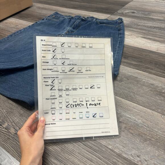 Levis 505 Red Tab Blue Mens 42x31 Regular Fit Straight Leg Mid Wash Denim Jeans - Picture 14 of 14